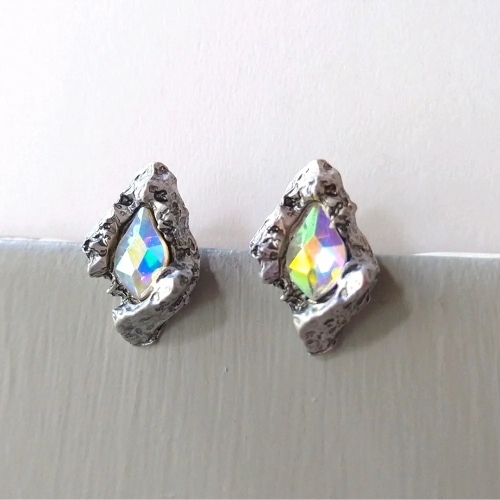Crystal Stud Earrings Silver - Picture 14 of 16
